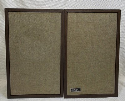 Pair of Vintage ADVENT 3 SPEAKERS  ((H-5))