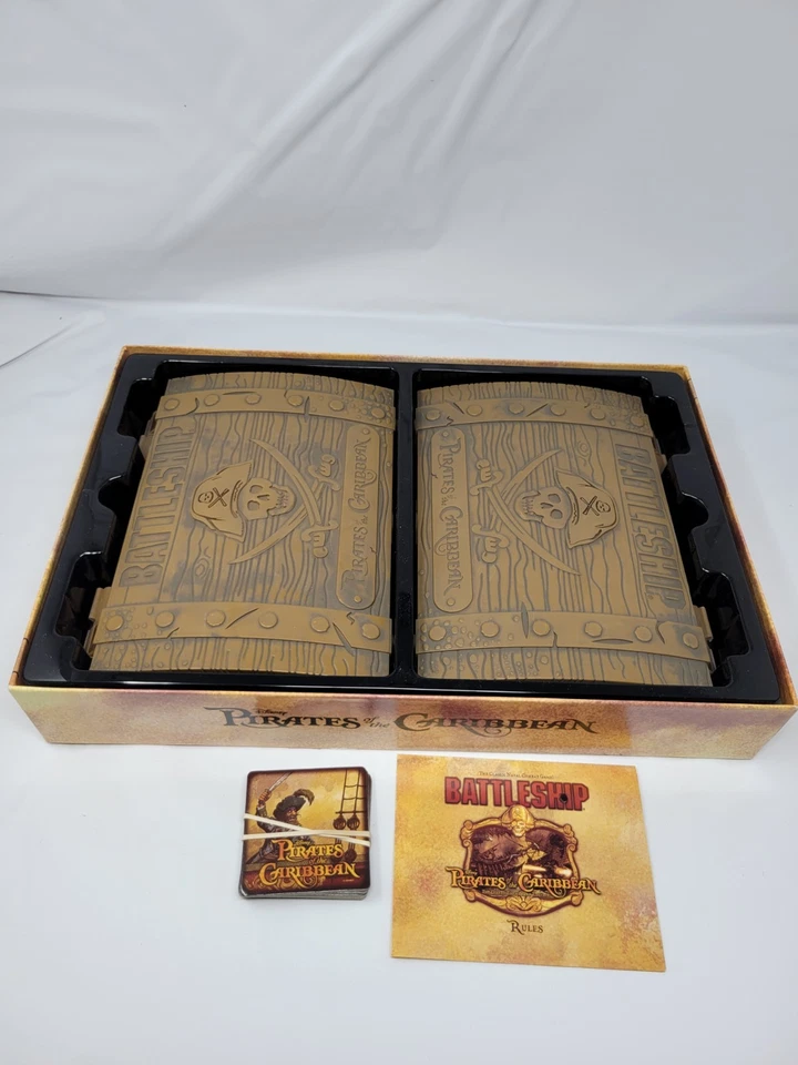 Battleship Piratas del Caribe Disney Edición Parque Temático Juego 2015 Completo Foto 4 de 4