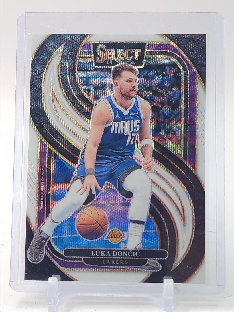 LUKA DONCIC 2024-25 SELECT PREMIER LEVEL WHITE WAVE PRIZM LAKERS /99 Q1561