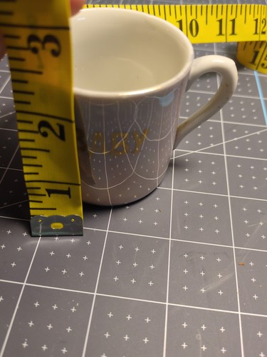 Antigua taza de bebé hecha en Alemania con asa - blanco púrpura con letras doradas - Imagen 6 de 9
