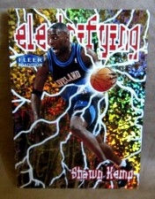 SHAWN KEMP 1998-99 FLEER TRADITION ELECTRIFYING REFRACTOR-SUPERSONICS F GOAT