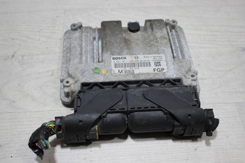 Motorsteuergerät Steuergerät 0281011449 Bosch 55189630LM Opel Vectra C Bj,04