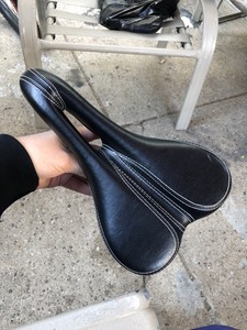 vitesse racing bike seat