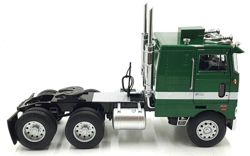 KK Scale Road Kings 1/18 Scale RK180154 Peterbilt 352 Pacemaker - Green/White - Image 4 of 4