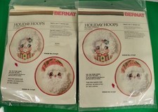 2 Bernat MR AND MRS KRINGLE Holiday Hoops Stitchery Paks 1979 New Old Stock