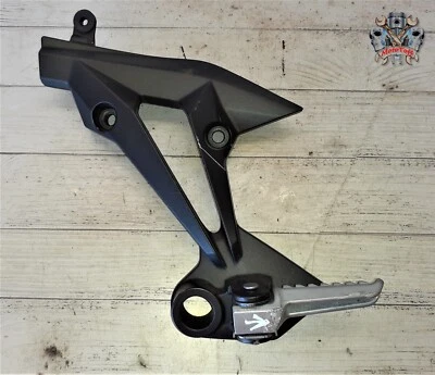SUPPORT CALE PIED ARRIERE GAUCHE KAWASAKI Z 750 de 2007 à 2013 - réf : 87 - Photo 1/4