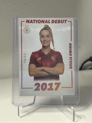Panini DFB Frauen Team Set 2025 No. DEB-11 Giulia Gwinn National Debut 2017 /50