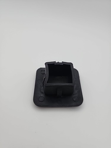 1 1/4" HYUNDAI Trailer Hitch Receiver Cover Plug - Picture 5 of 6