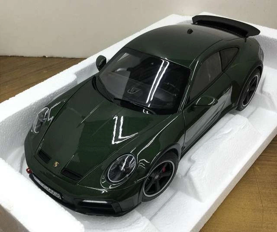 NOREV 1/18 - PORSCHE 911 DAKAR - 2023 Minicar - Immagine 2 di 4