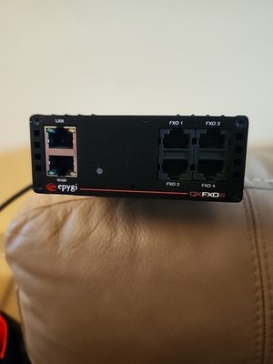EPYGI TECHNOLOGIES EPY-QXFXO4  IP PBX VOIP COMMUNICATIONS APPLIANCE