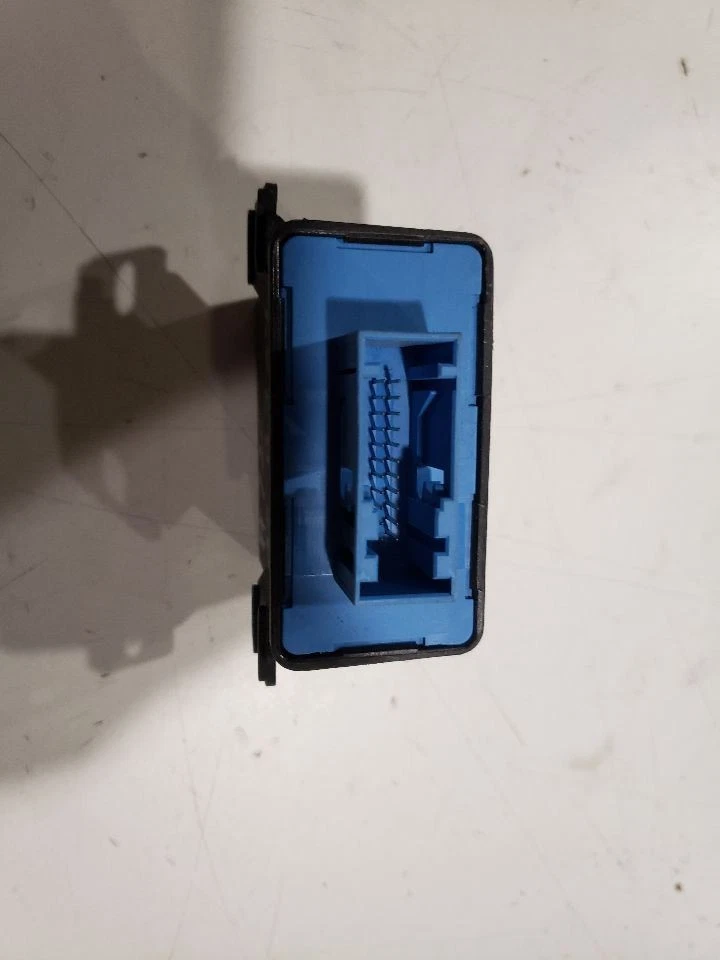 Headlight Leveling Control Module - 2007 Audi A4 Sedan B7 - 05-10 OEM 4F0907357F - Изображение 2 из 4