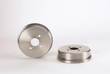 2x Bremstrommel BREMBO 14.5815.10 für TOYOTA COROLLA 200mm Liftback Compact 12V