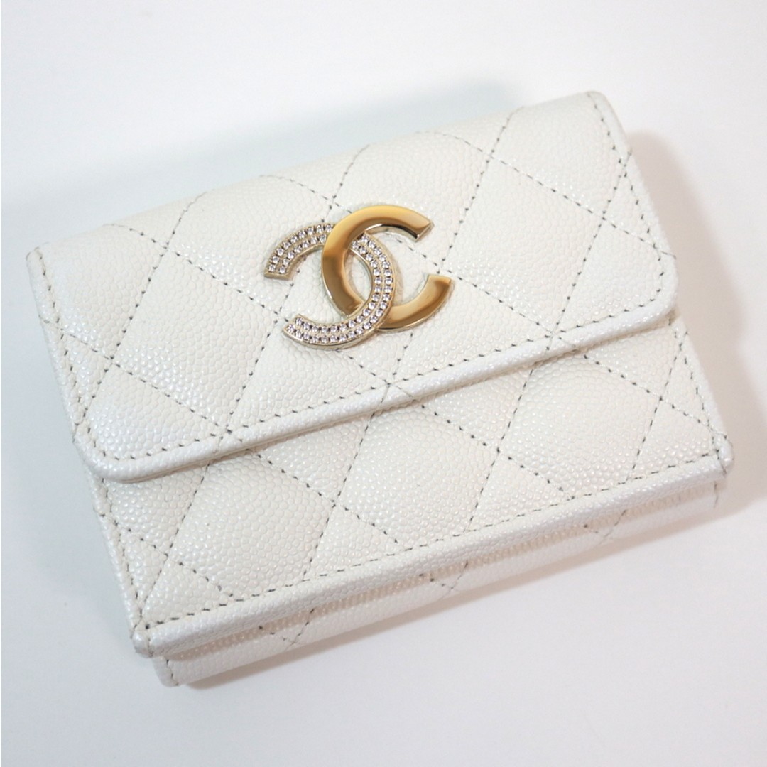 Chanel Small Flap Wallet Rhinestone Caviar Skin White Gold Hardware Ap4173/Kt134