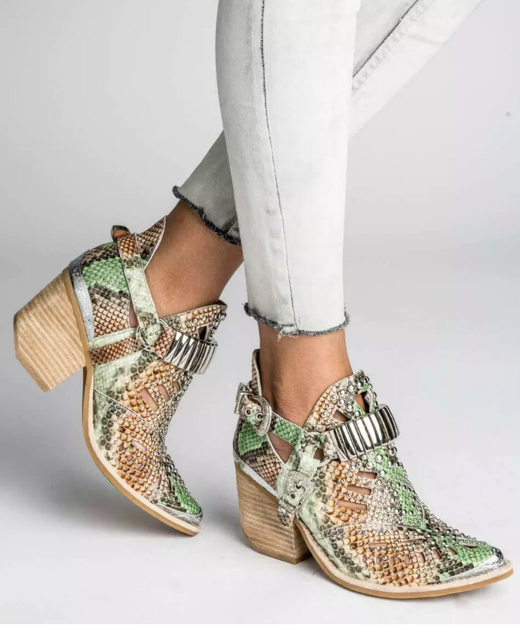 NIB Jeffrey Campbell Calhoun Leather Boots, $265 UK