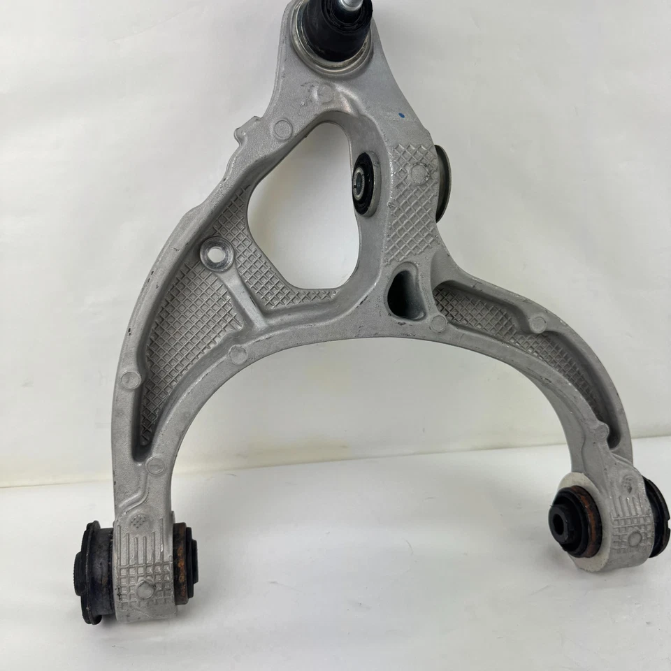 Brazo de control inferior del pasajero delantero derecho OEM 2019-2026 RAM 1500 68261620AE Foto 4 de 4