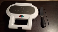 Wolfgang Puck Electric Deep Pie Pastry Maker