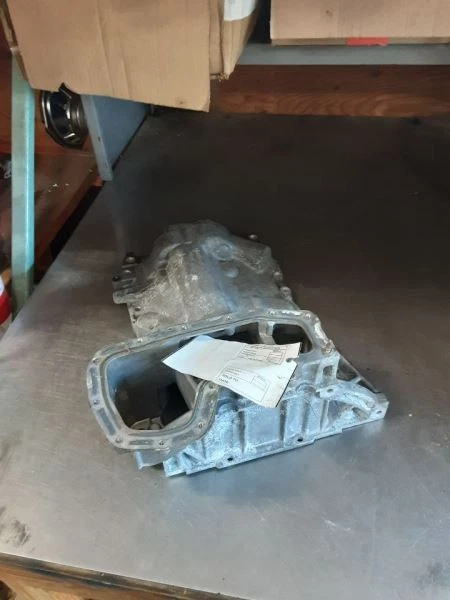 Oil Pan Classic Style 5 Lug Wheel 3.6L Fits 13-23 DODGE 1500 PICKUP 464942 Foto 2 de 3