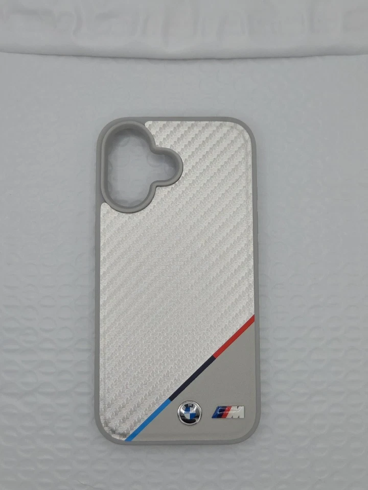 Funda Móvil CG para iPhone 16 BMW Tricolor Gris Fibra de Carbono Foto 3 de 4