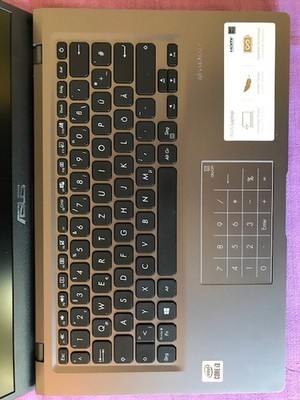 Asus Vivobook 14 , Intel Core i3, 8 GB RAM, 512 GB SSD