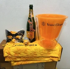 Veuve Clicquot Champagne Premium Selection: 6 Items & Goods