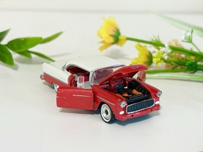 Rare 1955 Chevrolet Chevy Bel Air Castline Red & White Die-Cast-Doors/Hood Open