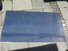 Heavy Duty Industrial anti-slip mat. Safety Grid Elevated Grid Matting.
