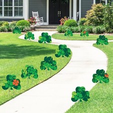 St. Patrick's Day Shamrock Yard Signs  12 Pathway Markers by VictoryStore