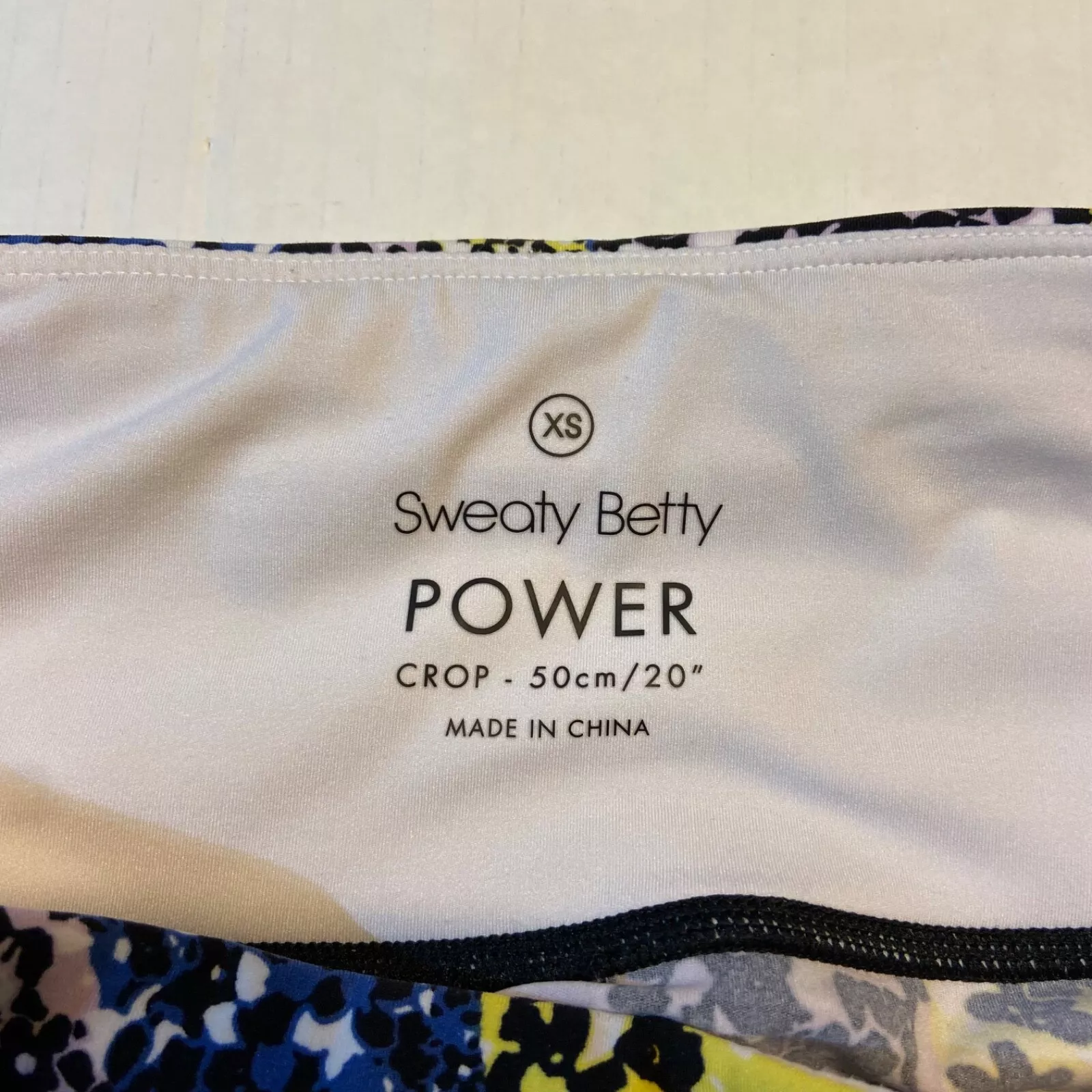 sweaty-betty power crop floral athletic yoga leggings