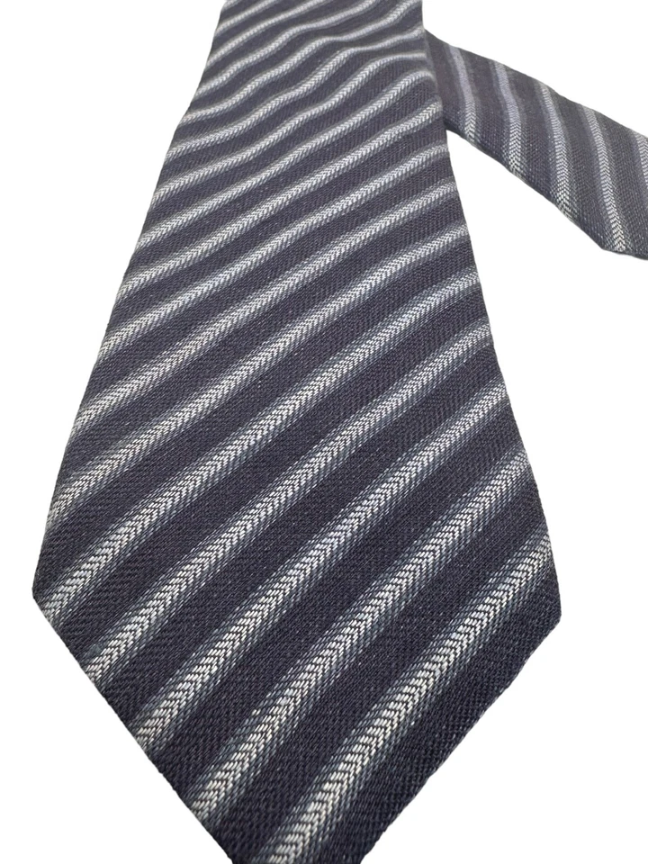 Corbata de vestir para hombre John Varvatos azul marino a rayas lino italiano mezcla seda Foto 2 de 4