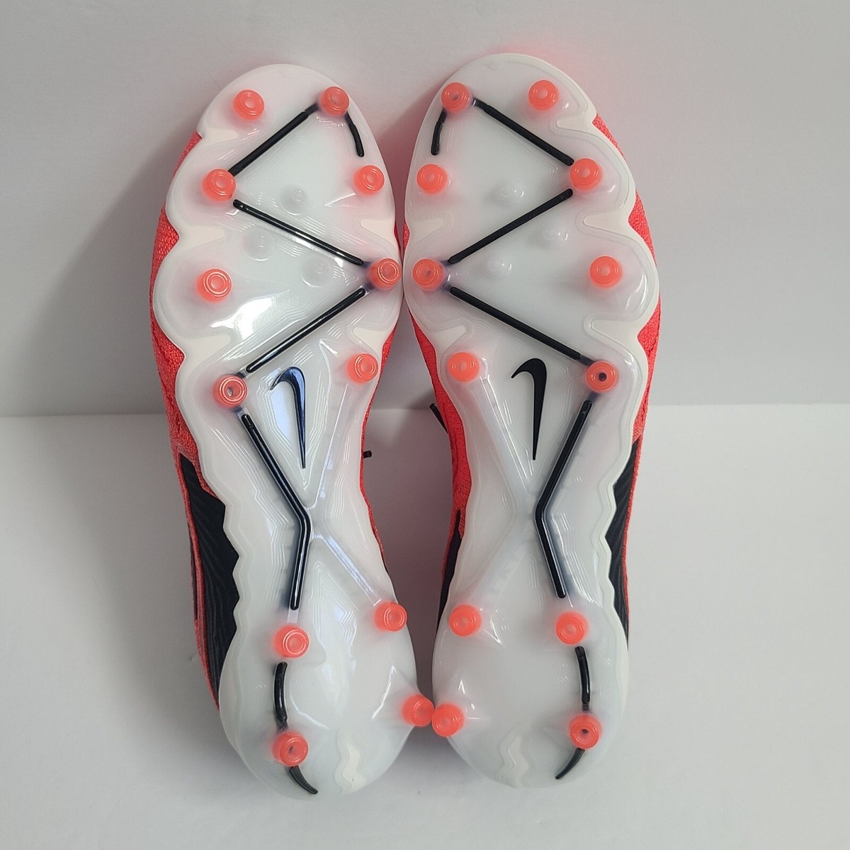 Nike Phantom GX Elite AG Pro Soccer Cleats DD9441-600 Size 5  display picture 3