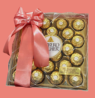 Ferrero Rocher Fine Hazelnut Chocolates Gift Box 300g (10.6 oz)