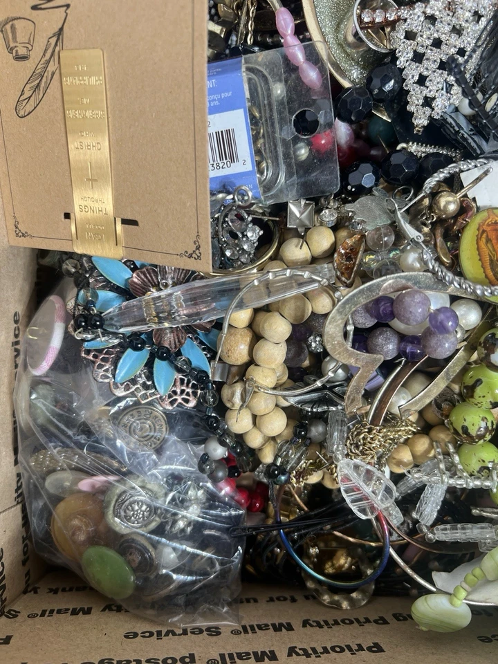 9+ Lbs Mixed Jewelry Craft Art Scrap Junk Broken Tangled Repair Repurpose - Image 3 of 4