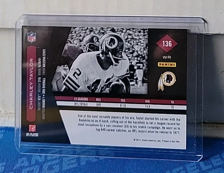 2011 Panini Limited Legends Spotlight Gold /25 Charley Taylor #136 HOF - Image 2 of 2