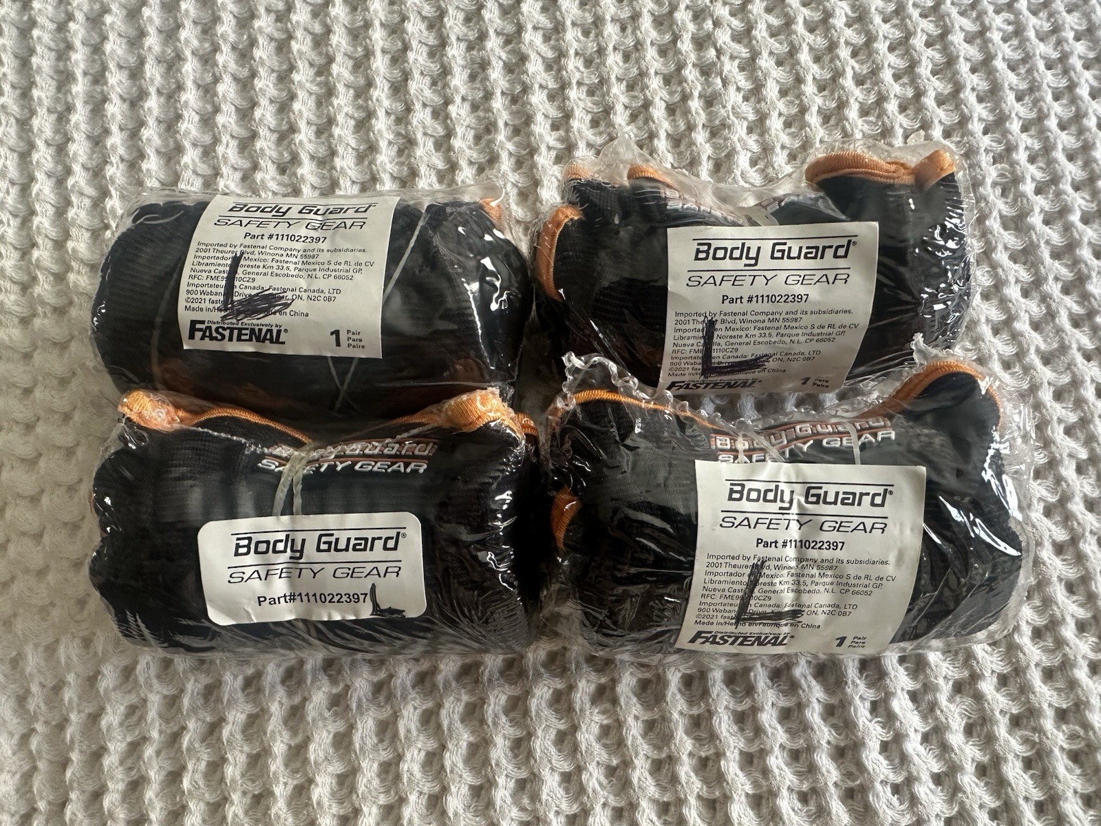 Work gloves l 4 pairs body guard safety gear construction