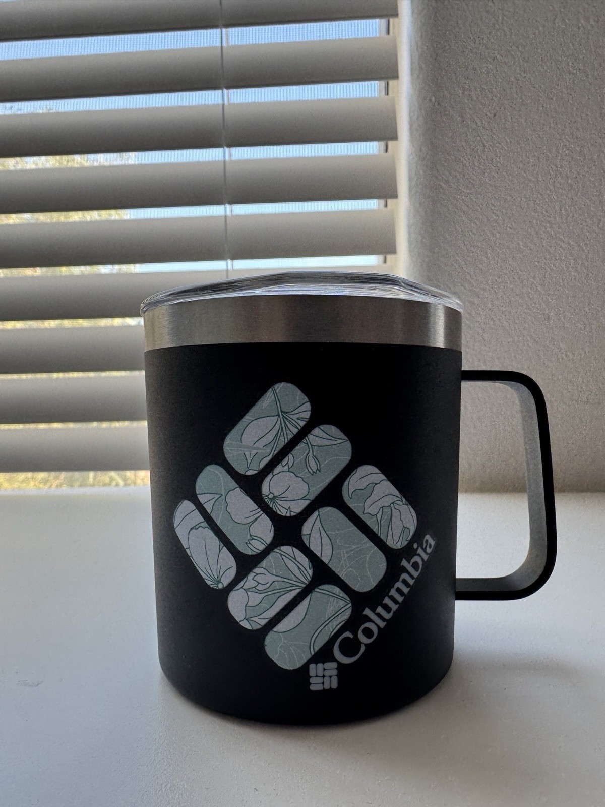 Columbia Insulated Stainless Steel Camping Mug w/ Lid – Black