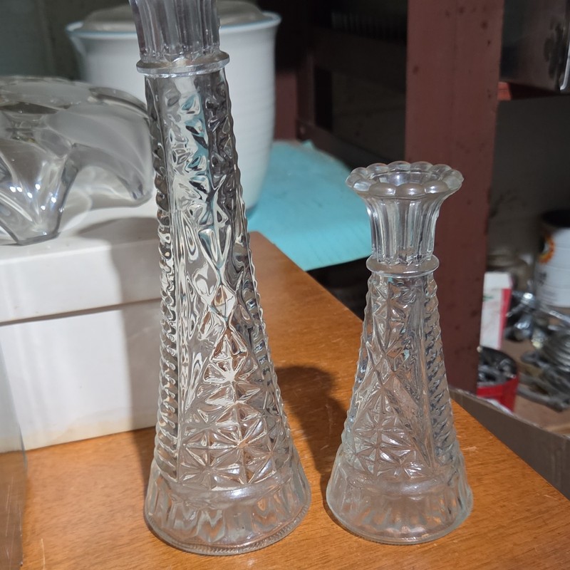 Pair of 2 Clear Pressed Glass Starburst Base Taper Candle Holders Candlesticks