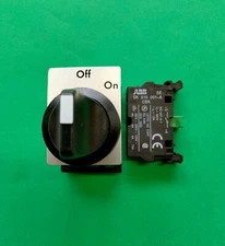 ABB Kit  CBKSL2K Non-ILL Selector Switch Black,W/ Holder,Maintain,1 NO Block