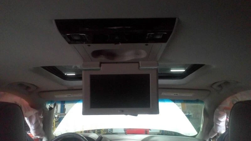 Cadillac Esclade 2015, Chevrolet Tahoe GPS TV pantalla de visualización montada en el techo OEM Foto 2 de 4