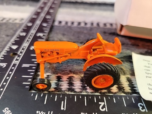 Allis Chalmers B 1/43 Diecast Farm Tractor Replica Collectible - Picture 2 of 13