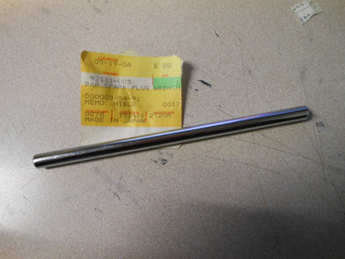 で　い NOS Kawasaki OEM Spark Plug Wrench Bar 79-75 Z1 83-84 ZX1100 92111