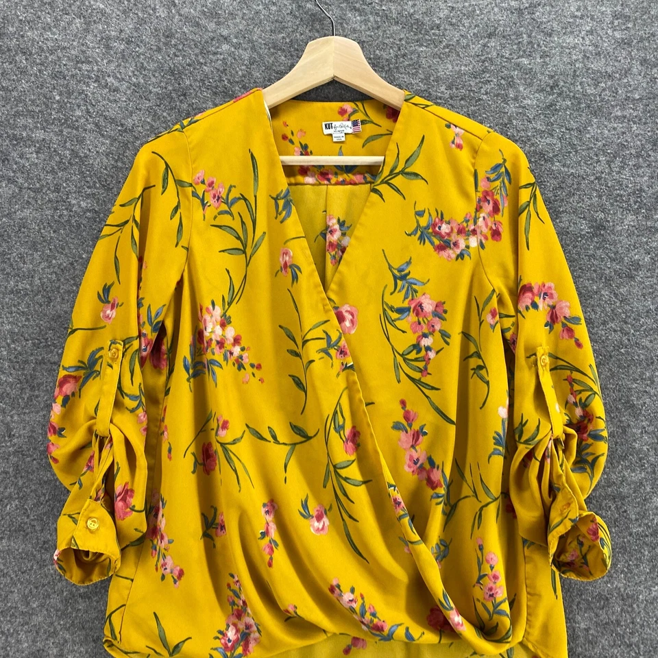 Blusa KUT from the Kloth Mujer PXS Pequeña Amarilla Floral Cuello en V Manga 3/4 Foto 3 de 4