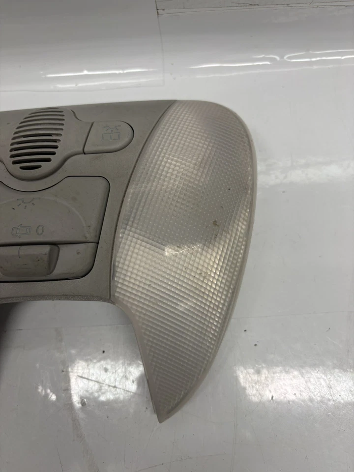 03-08 Lámpara de luz domo superior Mercedes R230 SL500 SL55 AMG 2308200001 OEM Foto 3 de 4