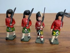 4 X JOHN HILL CO BRITAINS SCOTTISH REGIMENT MARCHING LEAD SOLDIERS