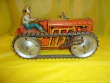 VINTAGE ORIGINAL MARX WIND-UP TRACTOR WITH DRIVER 