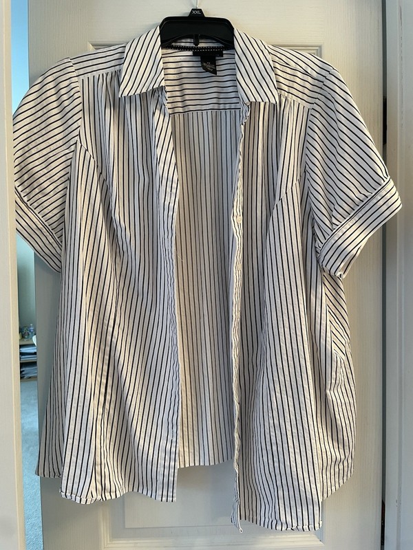 Lane Bryant Top Size 28 Short Sleeve