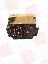 HONEYWELL V8294 A 1017 / V8294A1017 (NEW IN BOX)
