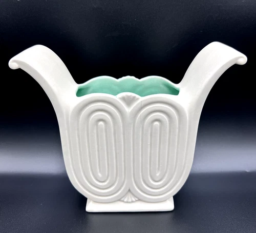 Vintage Redwing Pottery Spiral Ribbed Design Vase White & Sea Foam Green 7" READ