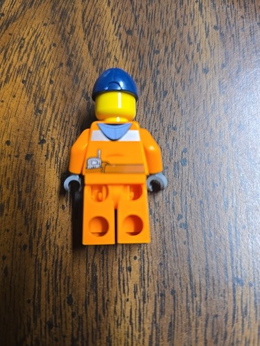 LEGO CITY: Street Sweeper 60249 w/ MINIFIG -- As Is - Picture 3 of 9