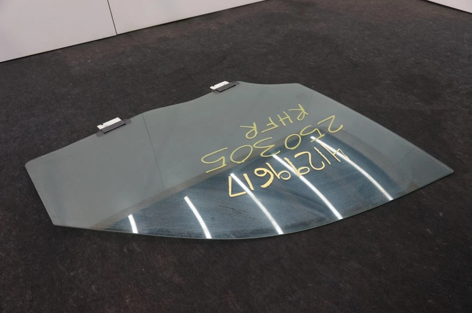 Cristal ventana puerta pasajero delantero derecho 1667200120 mercedes gl63 amg x166 13-16 Foto 3 de 4