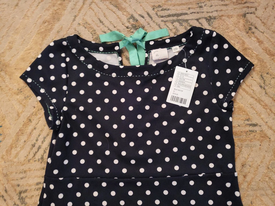 Nuevo con etiquetas Vestido Anthropologie Postmark Negro Blanco Lunares Ajuste y Acampanado Talla Pequeña Foto 4 de 4
